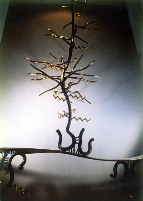 生化学工業研究棟